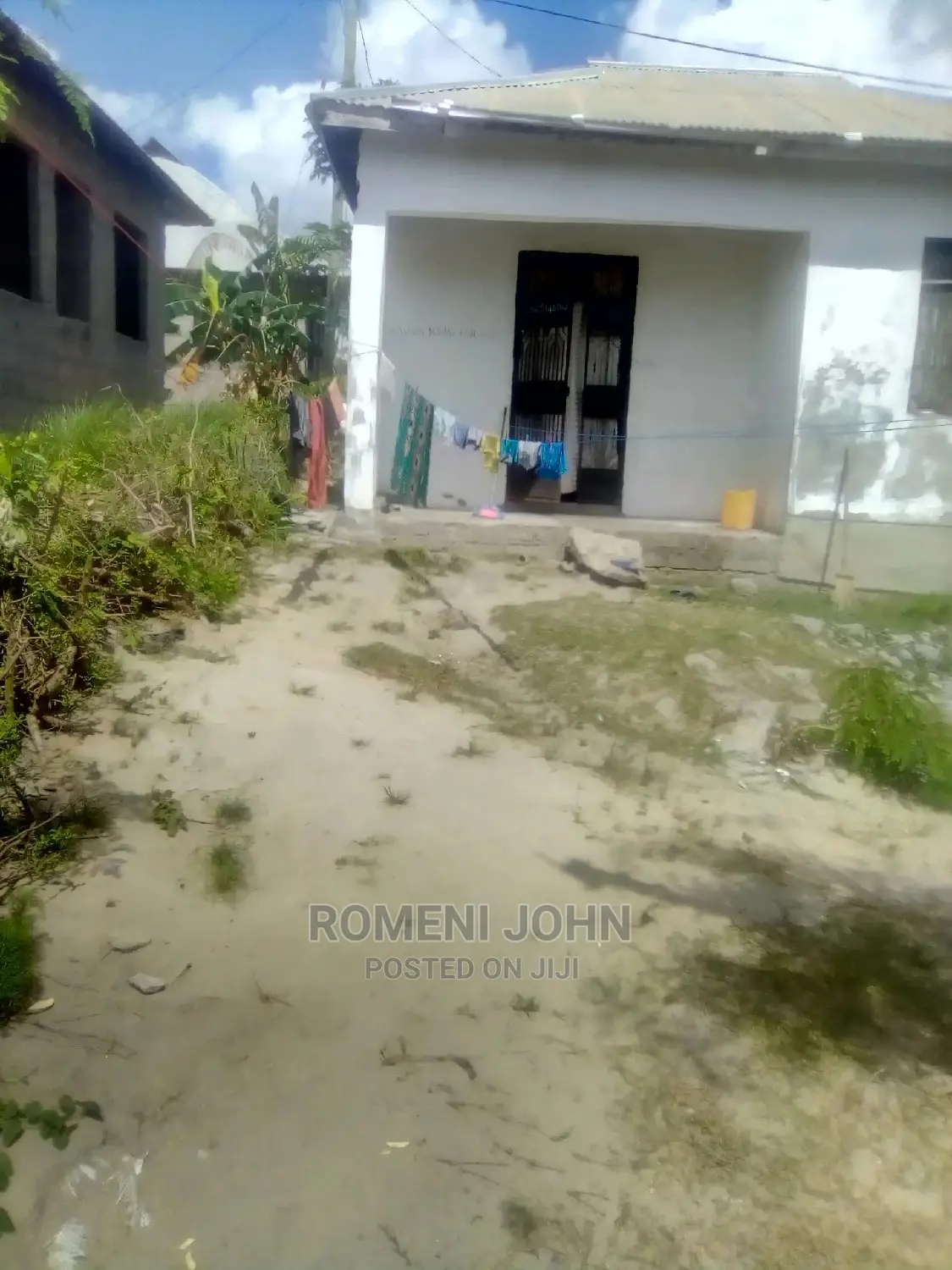 Furnished 8bdrm Townhouse/Terrace in Tanzania Daressalaam for Sale