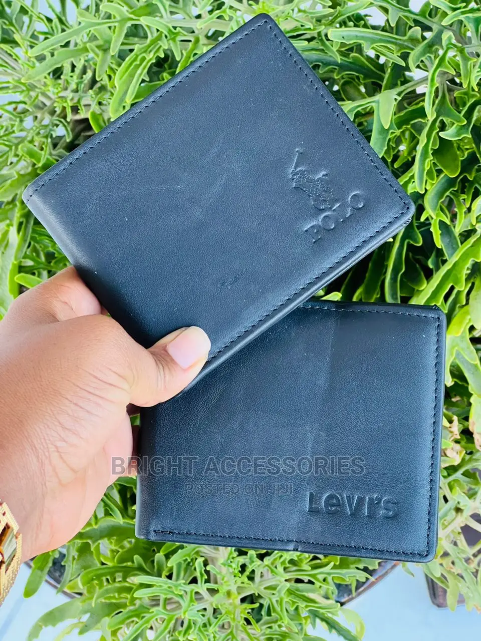 Wallets Za Kiume