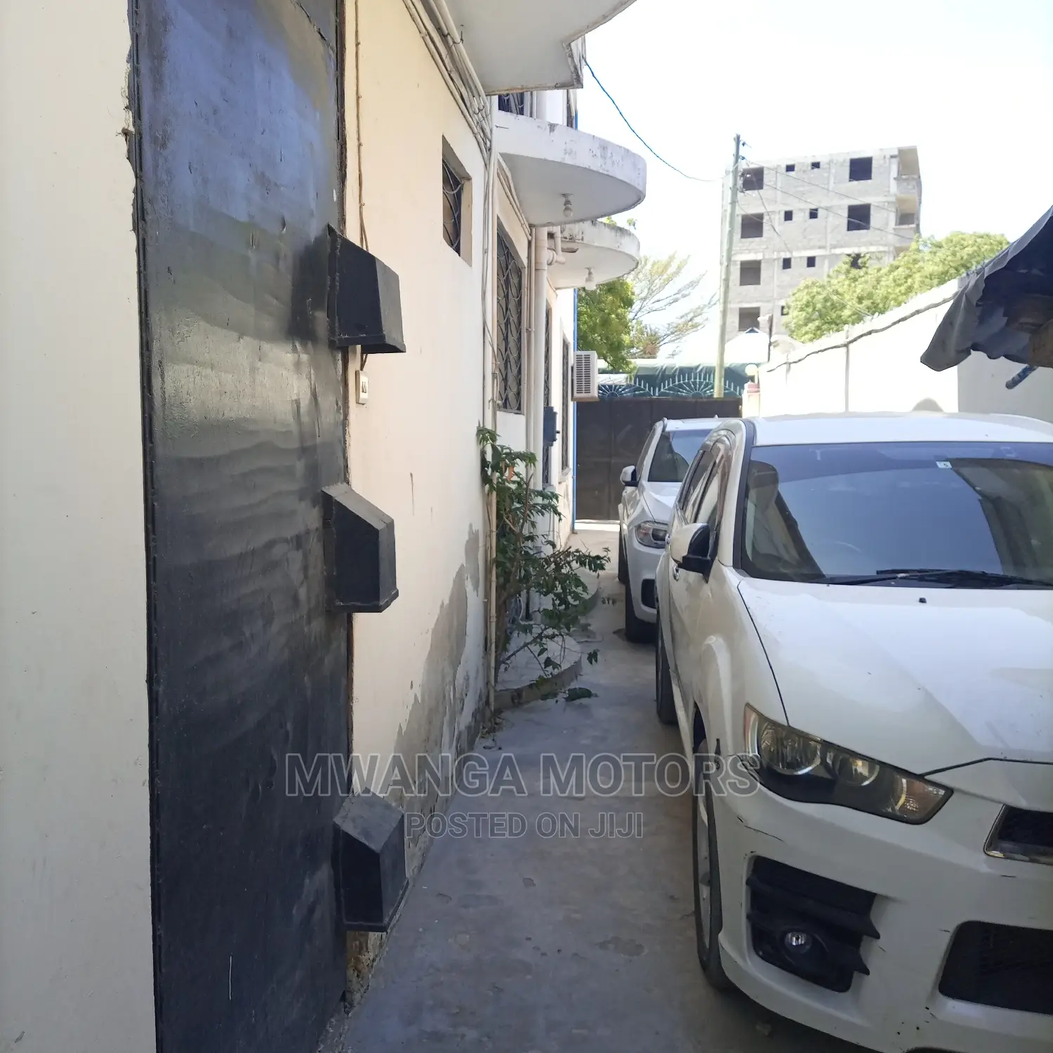 Furnished 5bdrm Duplex in Mwanga Motors, Ilala for Sale