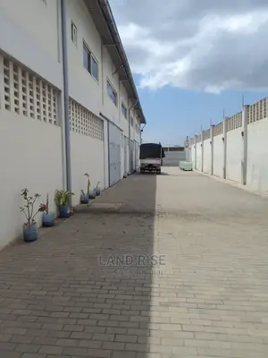 Warehouses / Godown