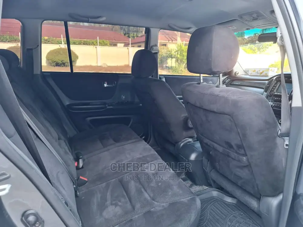 Toyota Kluger 2003 Gray