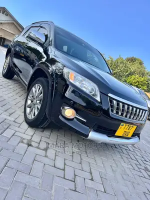 Toyota Vanguard 2012 Black