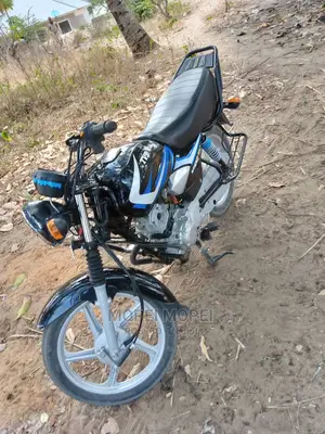 TVS HLX 125 2022 Blue