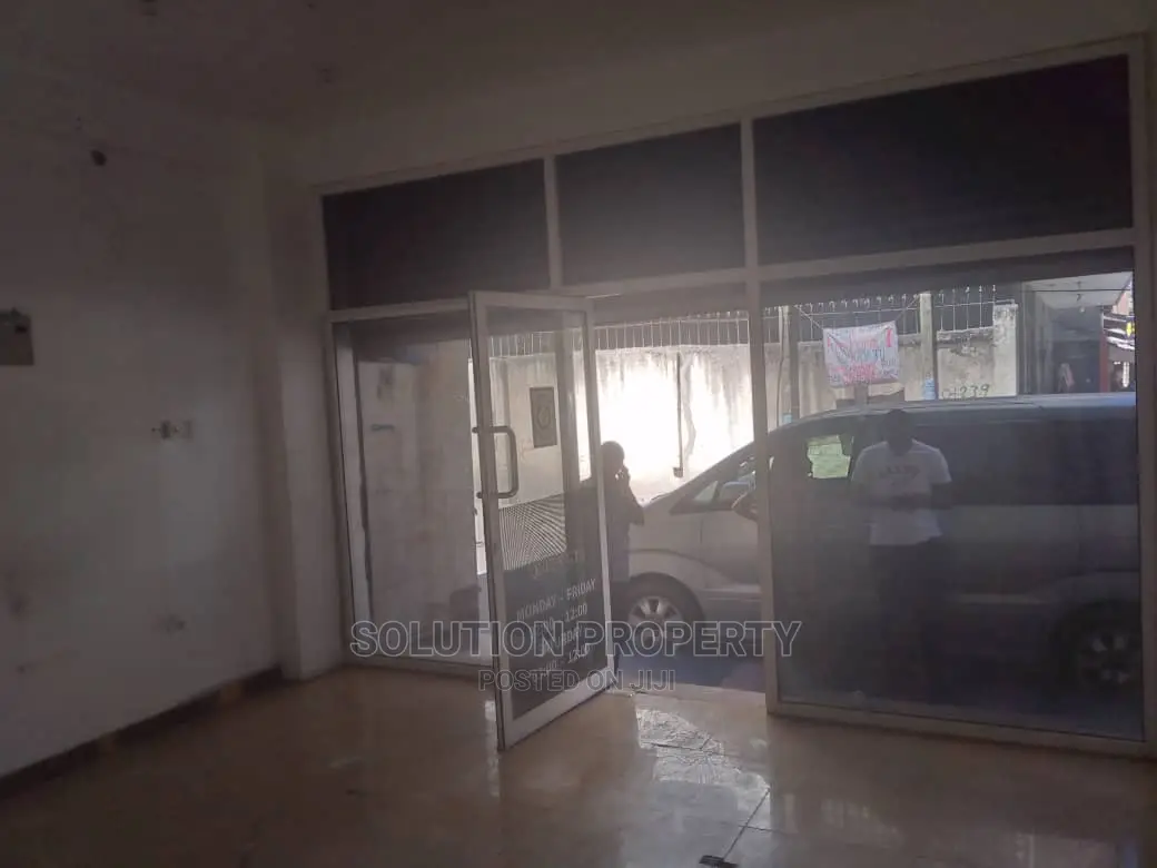 Frame / Office Space for Rent at Kariakoo