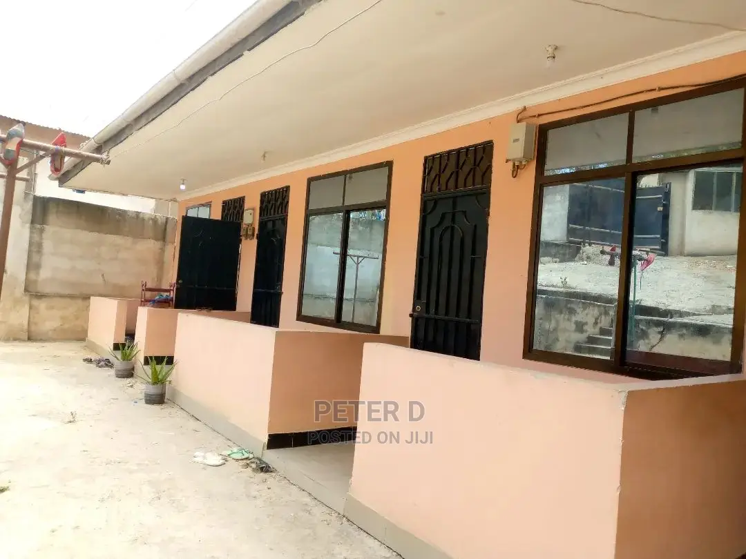 1bdrm Apartment in Kimara for Rent