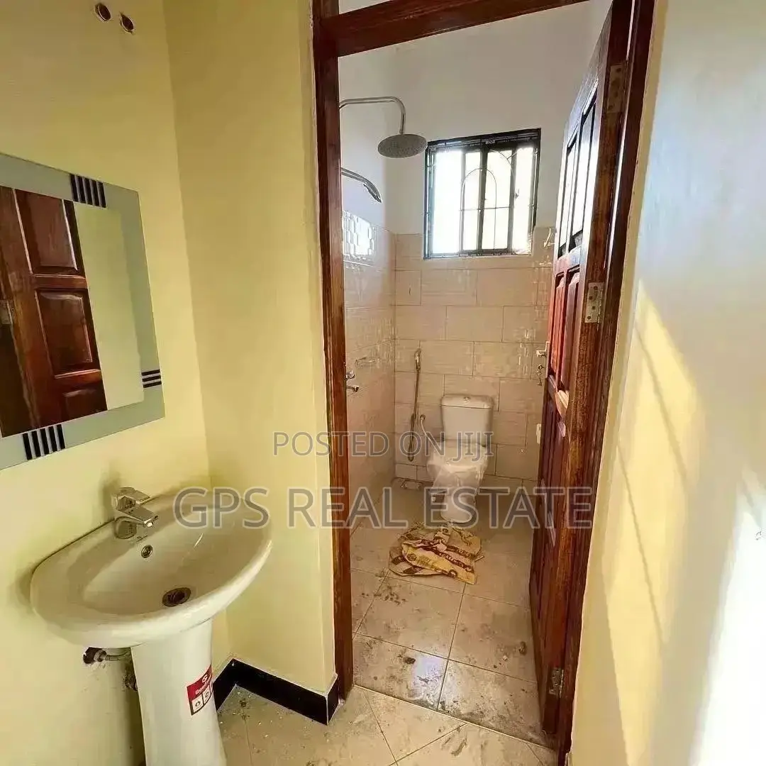 4bdrm House in Bunju B, Kinondoni for Sale