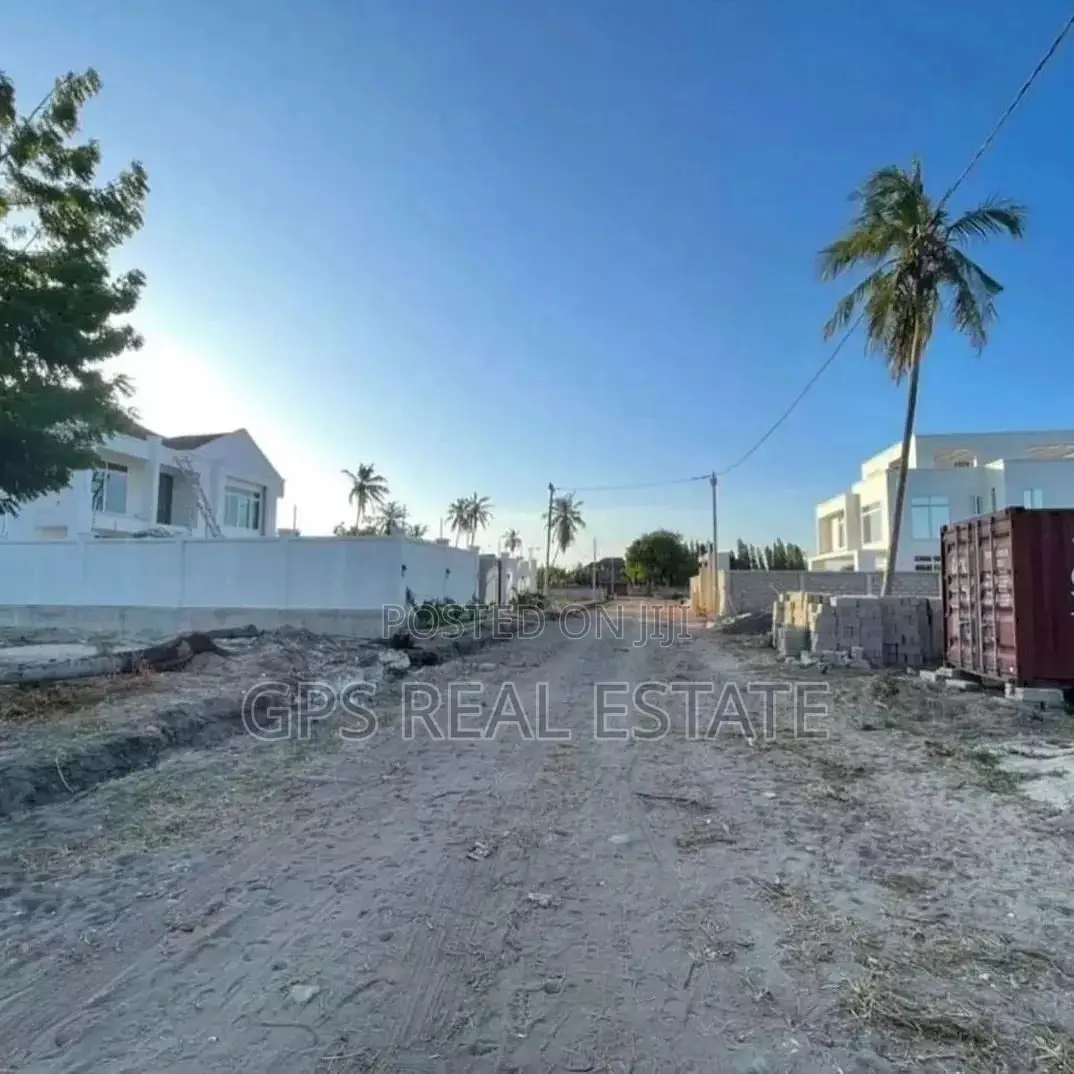 Plot for Sale at Ununio Beach