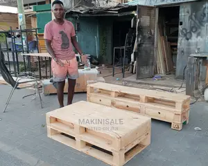 Tv Show Case Na Coffee Table