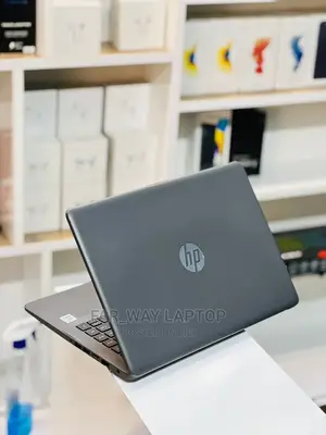 New Laptop HP 240 G6 8GB Intel Core I3 SSD 256GB