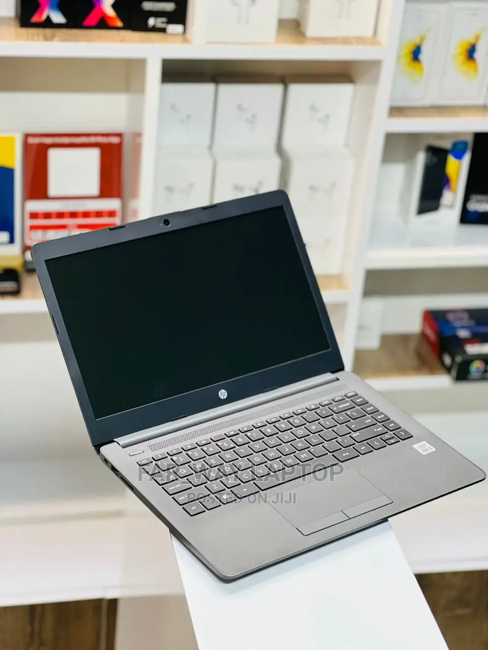 New Laptop HP 240 G6 8GB Intel Core I3 SSD 256GB