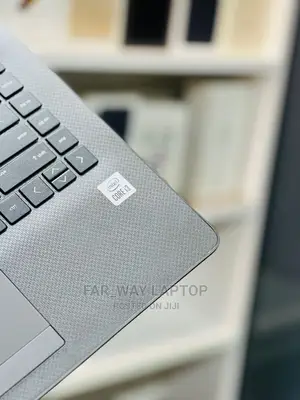 New Laptop HP 240 G6 8GB Intel Core I3 SSD 256GB