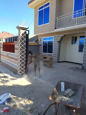 1bdrm Apartment in Kimara for Rent