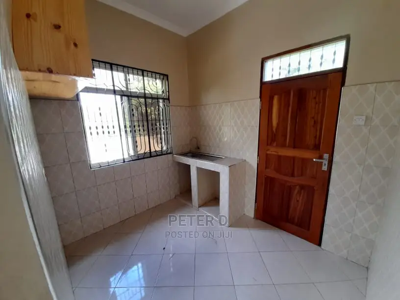2bdrm Apartment in Kimara for Rent