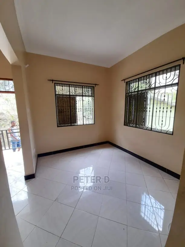 2bdrm Apartment in Kimara for Rent