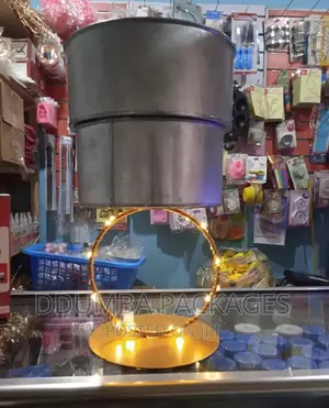 CAKE SEPARATOR KUBWA 45,000/= Ndogo 35,000/=
