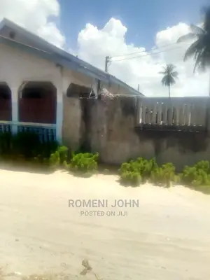 Furnished 10bdrm Townhouse/Terrace in Tanzania Daressalaam for Sale