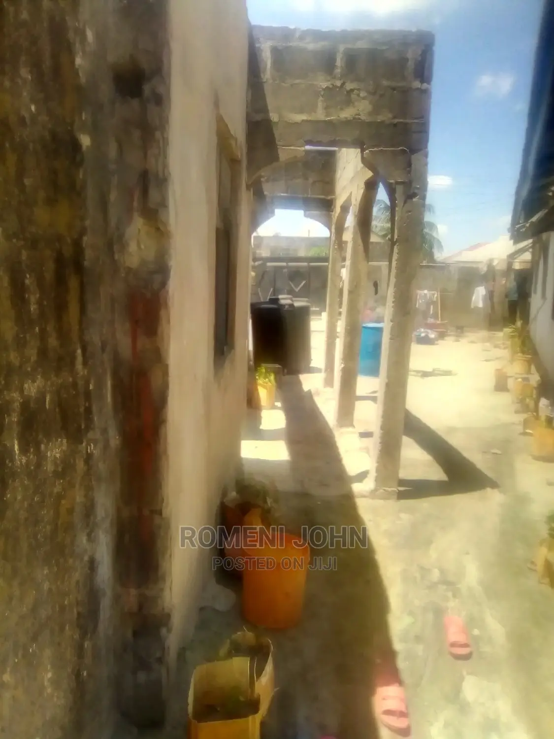Furnished 10bdrm Townhouse/Terrace in Tanzania Daressalaam for Sale