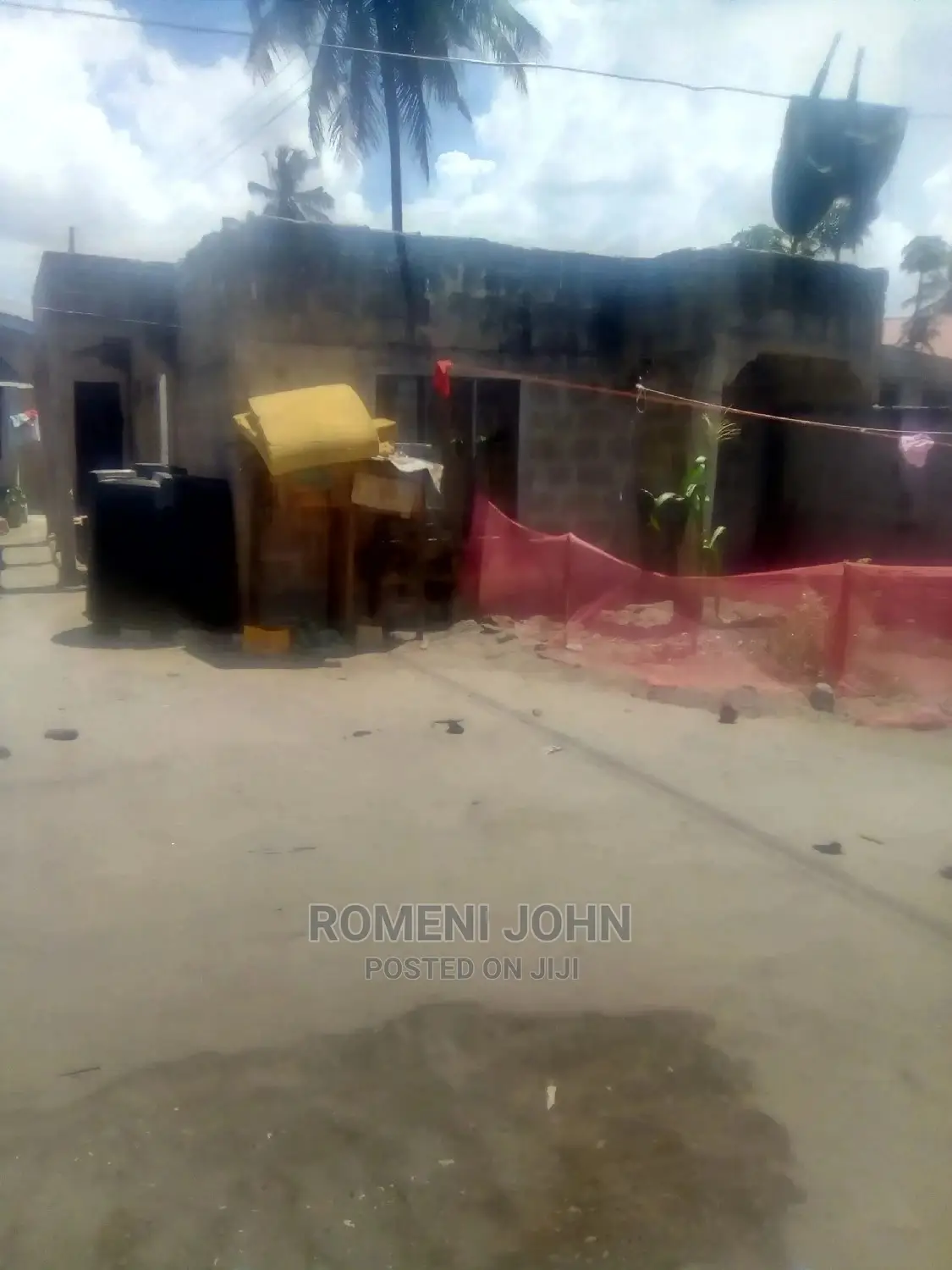 Furnished 10bdrm Townhouse/Terrace in Tanzania Daressalaam for Sale
