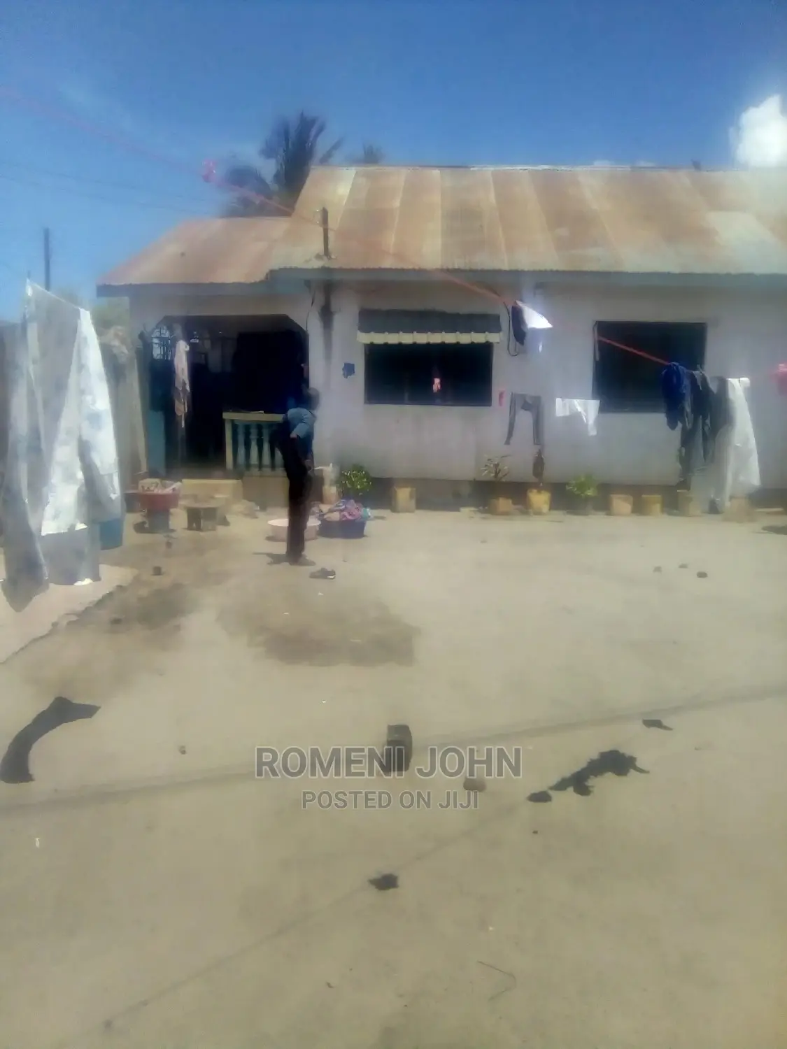 Furnished 10bdrm Townhouse/Terrace in Tanzania Daressalaam for Sale