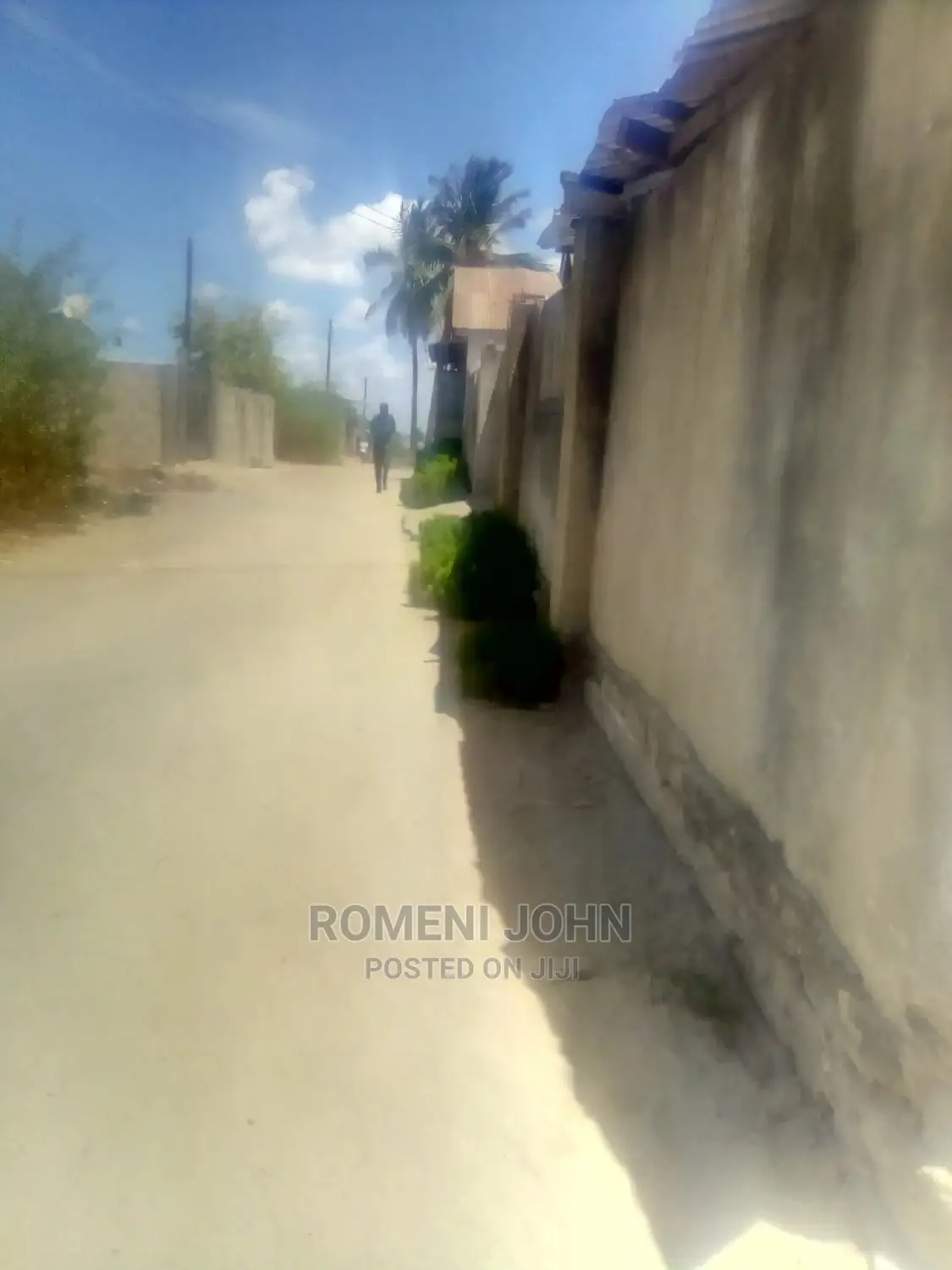 Furnished 10bdrm Townhouse/Terrace in Tanzania Daressalaam for Sale