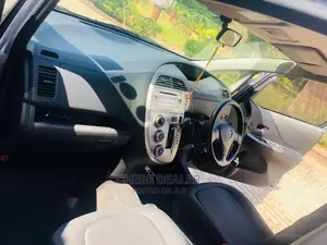 Toyota Ractis 2008 Gray