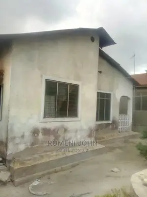 Furnished 6bdrm Townhouse/Terrace in Tanzania Daressalaam for Sale