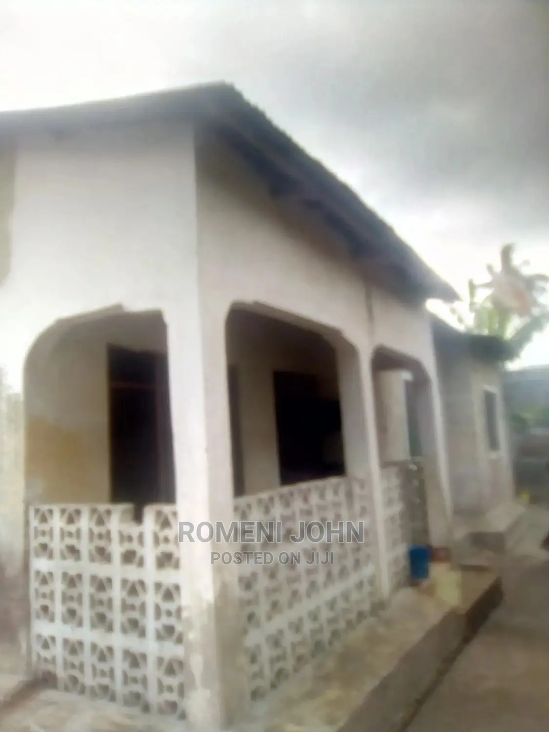 Furnished 6bdrm Townhouse/Terrace in Tanzania Daressalaam for Sale