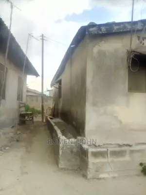 6bdrm Townhouse/Terrace in Tanzania Daressalaam for Sale