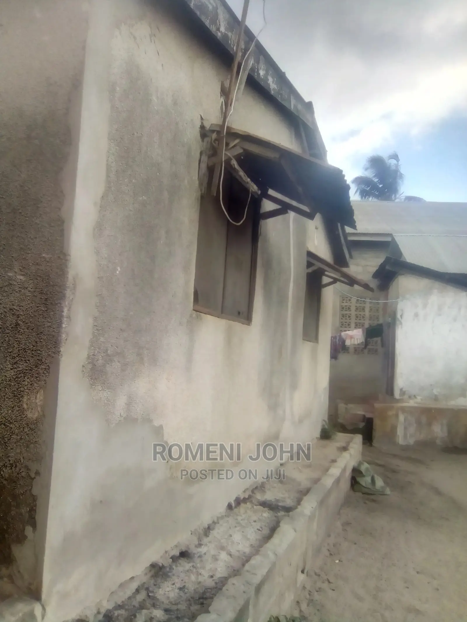 6bdrm Townhouse/Terrace in Tanzania Daressalaam for Sale