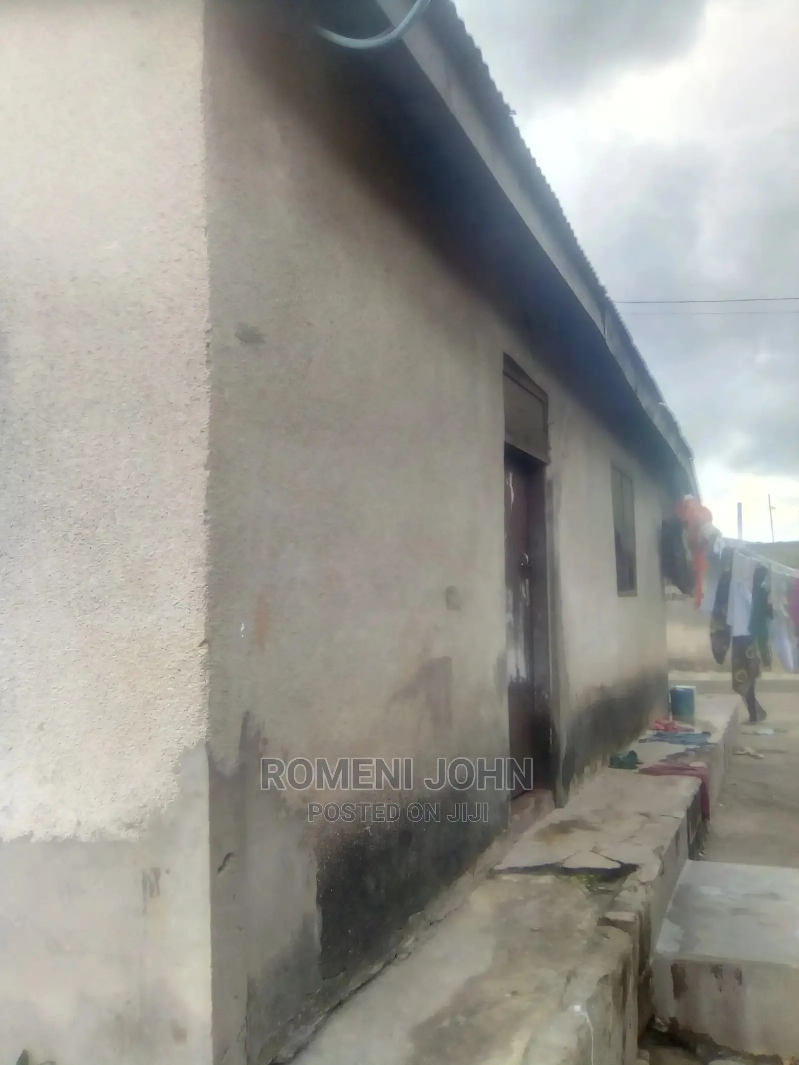 6bdrm Townhouse/Terrace in Tanzania Daressalaam for Sale