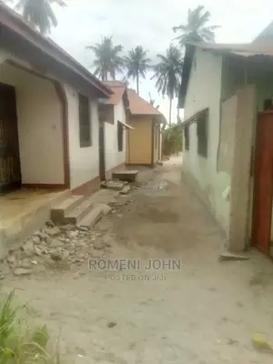 Furnished 7bdrm Townhouse/Terrace in Tanzania Daressalaam for sale