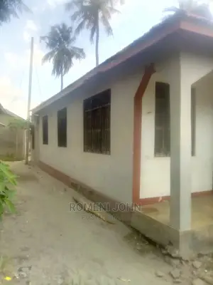 Furnished 7bdrm Townhouse/Terrace in Tanzania Daressalaam for sale