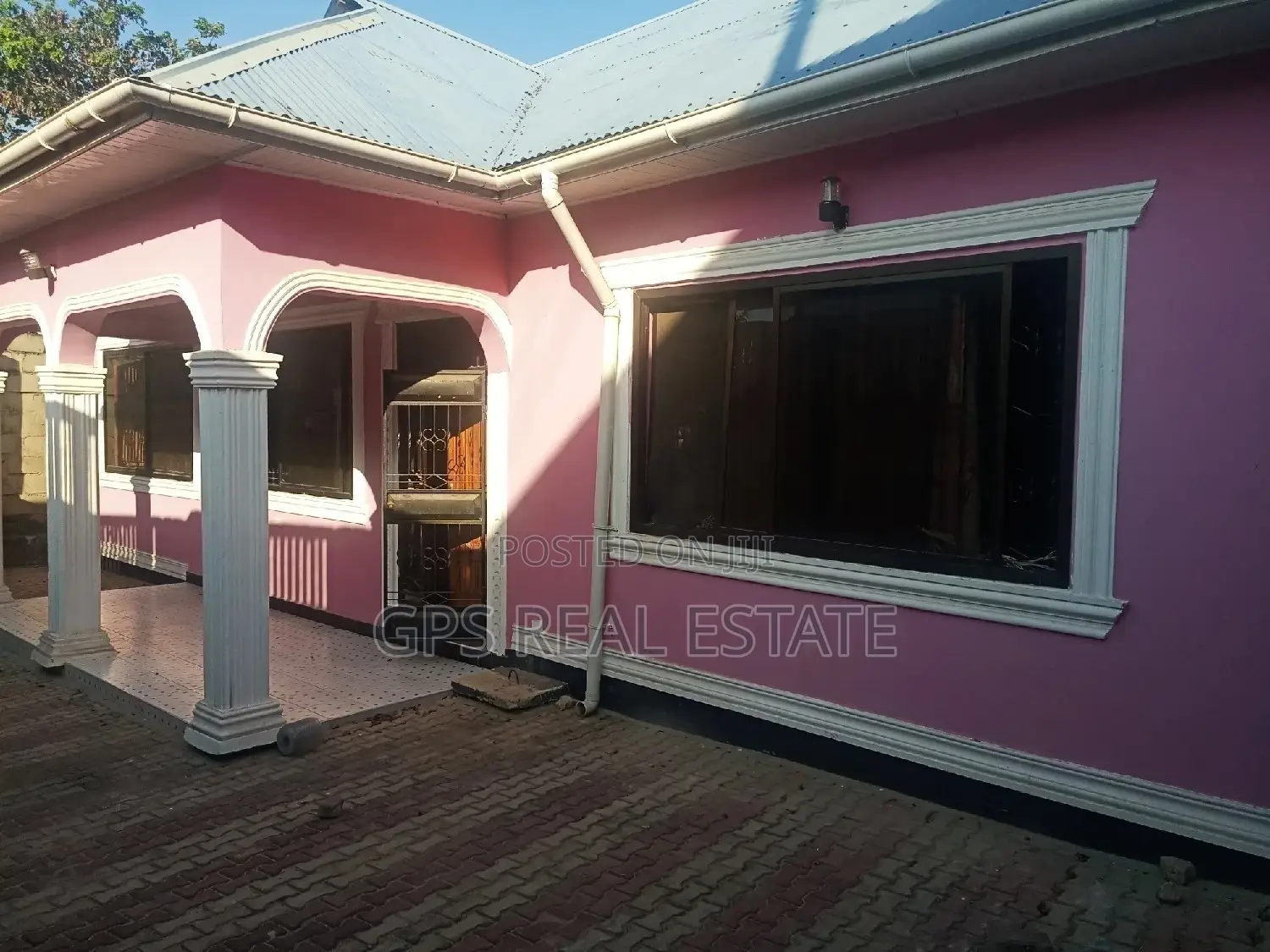 3bdrm House in Kinyerez, Kinondoni for Sale