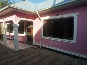 3bdrm House in Kinyerez, Kinondoni for Sale