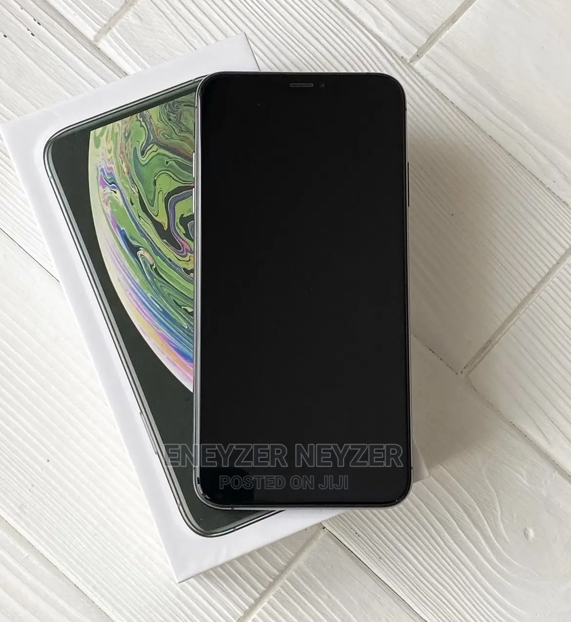 New Apple iPhone XS Max 256 GB Black