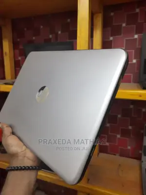 Laptop HP 348 G4 8GB Intel Core I5 HDD 500GB