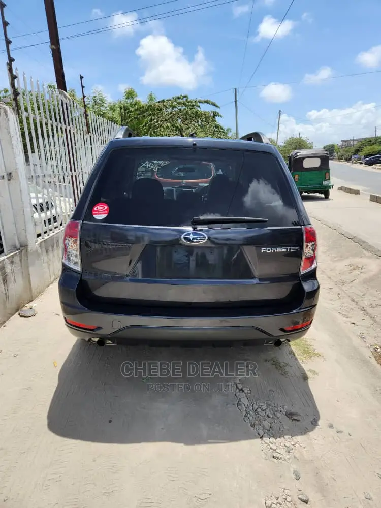Subaru Forester 2.0D X 2009 Black