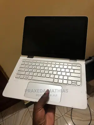 New Laptop HP Spectre X360 13 8GB Intel Core I5 SSD 256GB