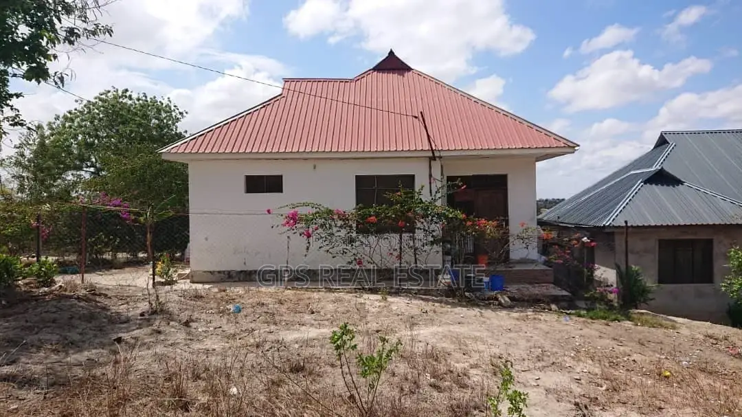 3bdrm House in Kibamba Kwa Mangi, Kinondoni for Sale