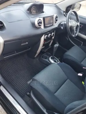Toyota IST 2005 Black