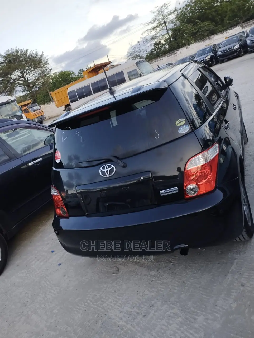 Toyota IST 2005 Black