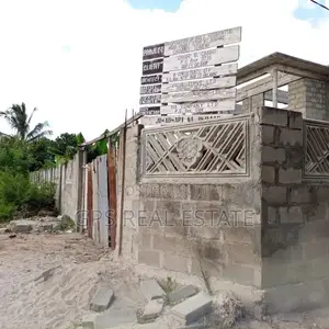 8bdrm House in Mbagala Mbande, Temeke for Sale