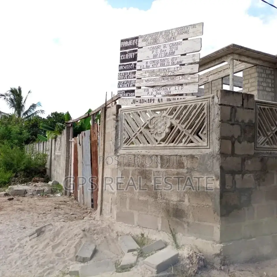 8bdrm House in Mbagala Mbande, Temeke for Sale