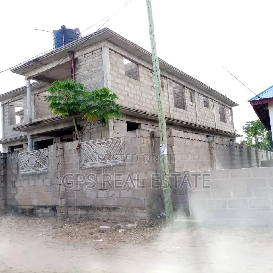 8bdrm House in Mbagala Mbande, Temeke for Sale
