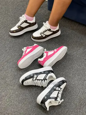 Pink Ladies Sneaker