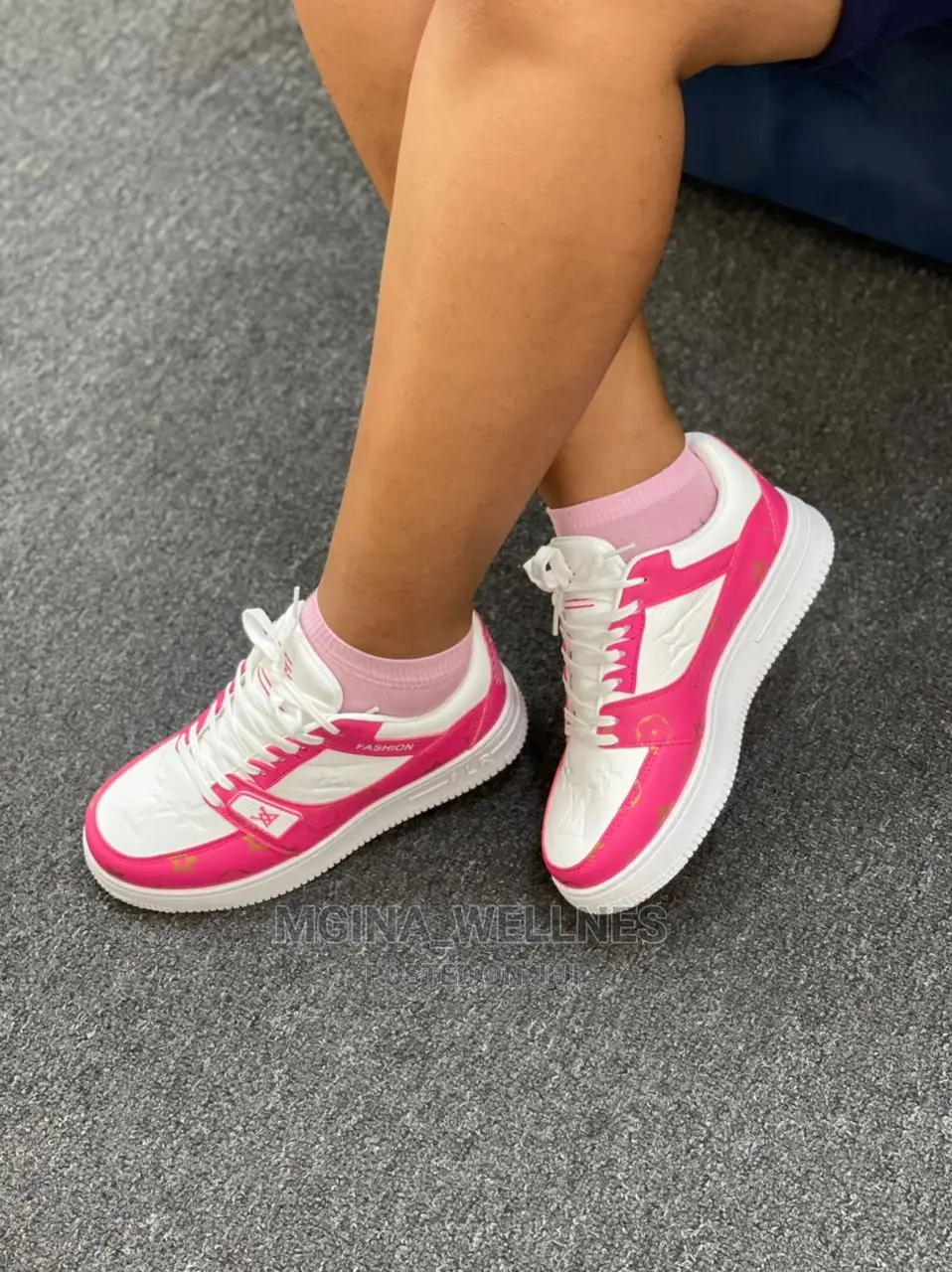 Pink Ladies Sneaker