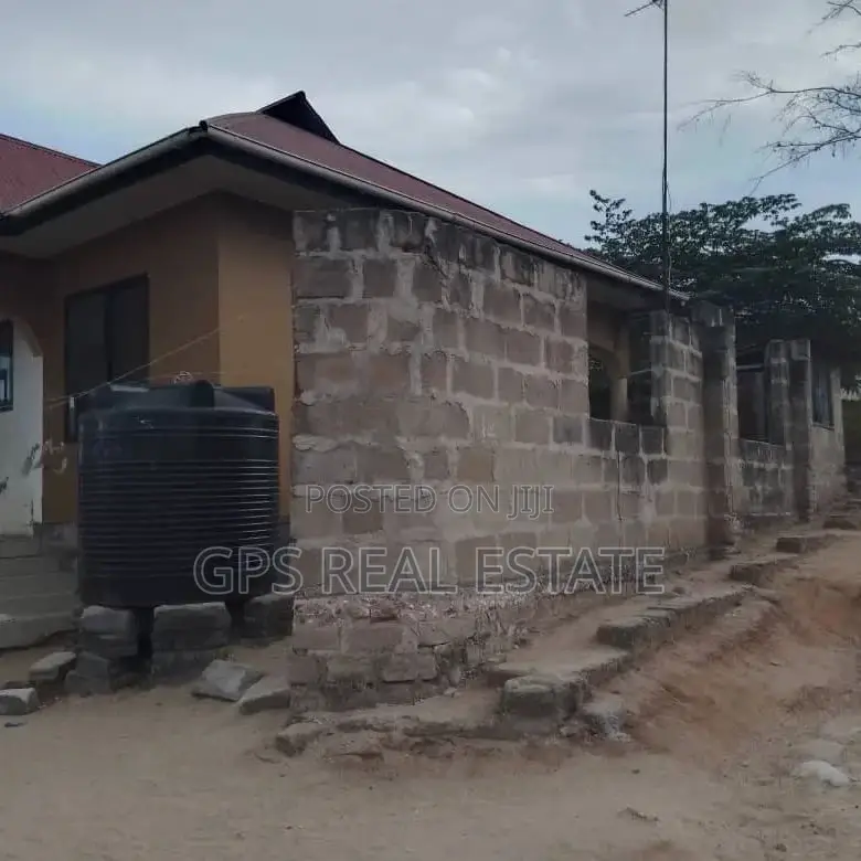 3bdrm House in Kibamba Kwa Mangi, Kinondoni for Sale