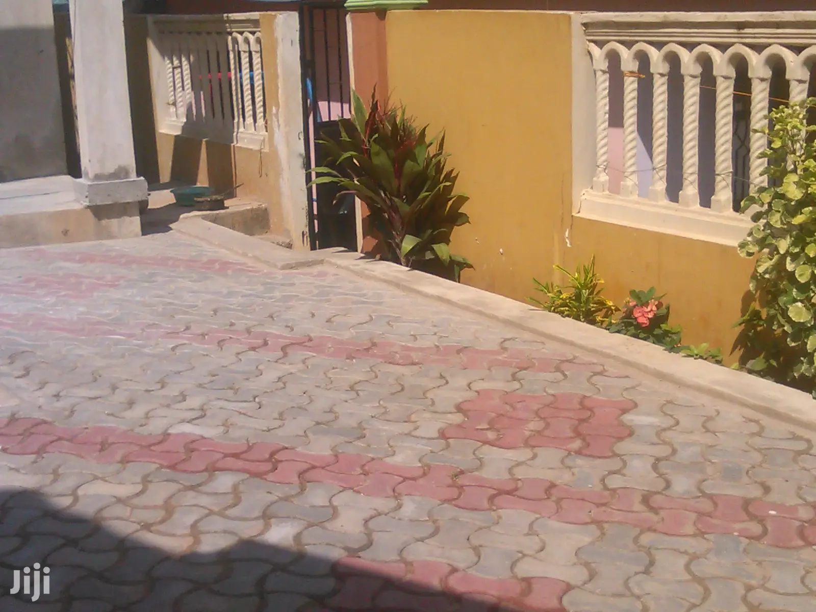 3bdrm House in Kinondoni for Rent