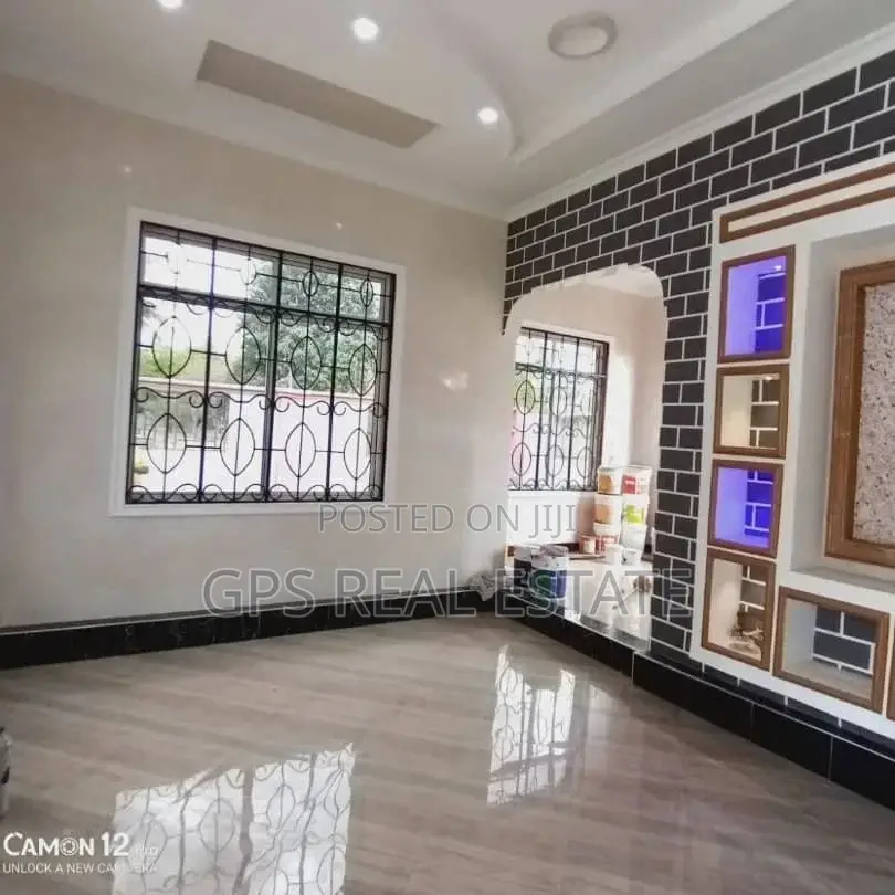3bdrm House in Ukonga Kwa Mkoremba, Kinondoni for Sale