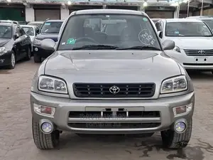 Toyota RAV4 Cabriolet 1998 Beige
